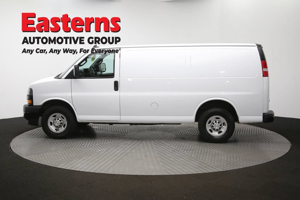 Used 2021 Chevrolet Express 2500 RWD image 57