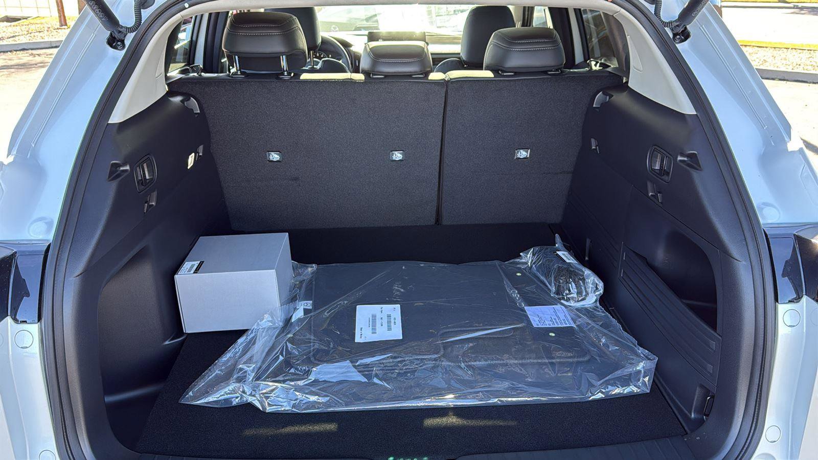 New 2026 MAZDA CX-50 AWD 2.5 Hybrid w/ Cargo Package image 24