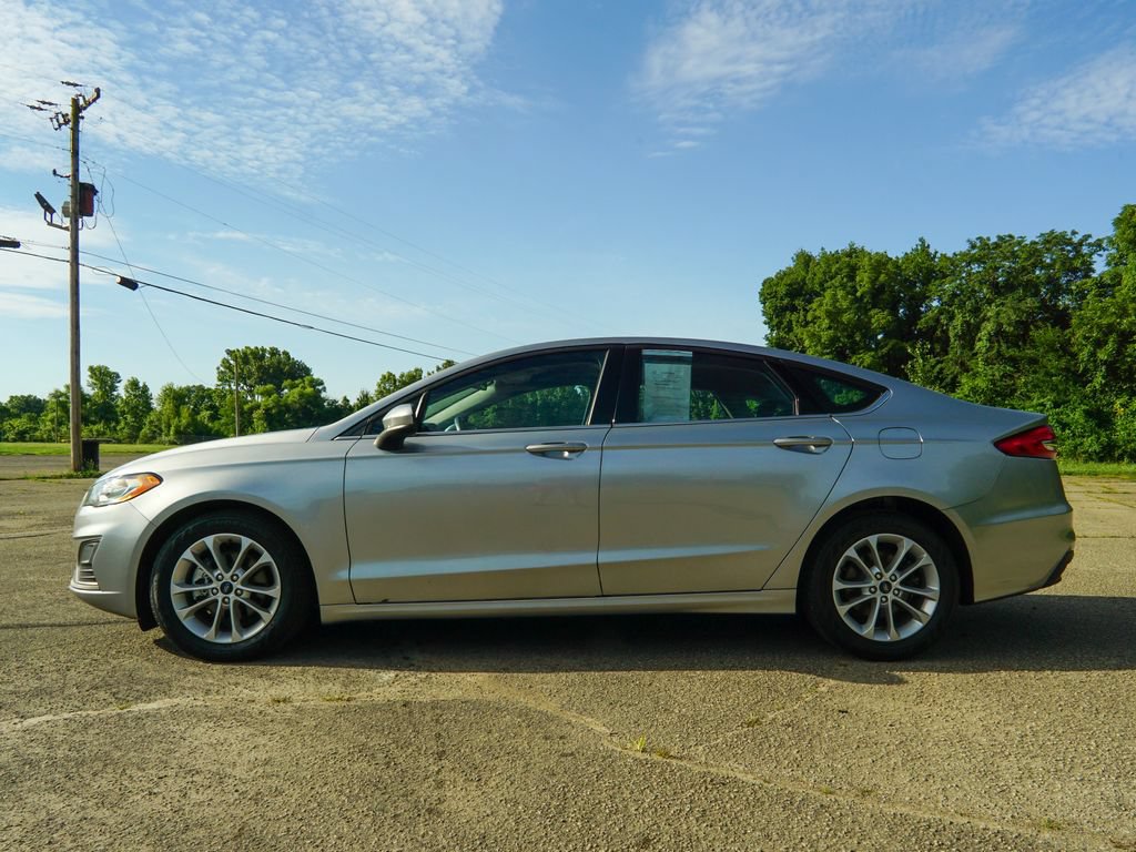 Used 2020 Ford Fusion SE FWD image 5