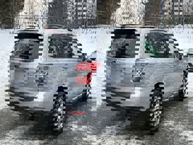 Used 2015 Subaru Forester 2.5i Touring w/ Eyesight & Navigation System image 30