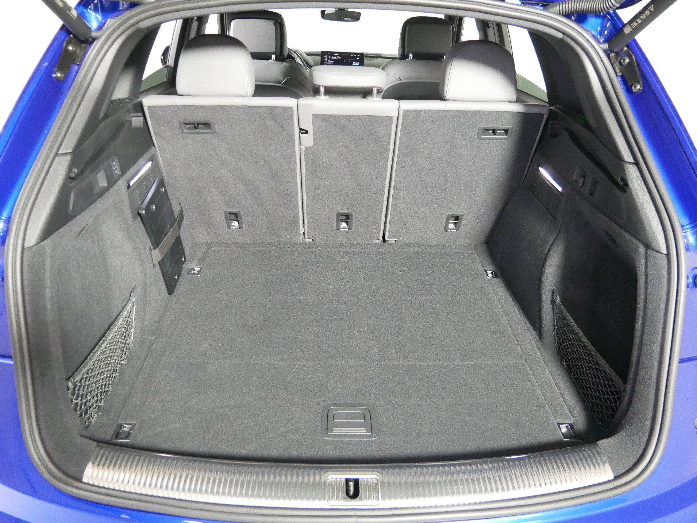 Used 2022 Audi SQ5 Prestige w/ Prestige Package image 18