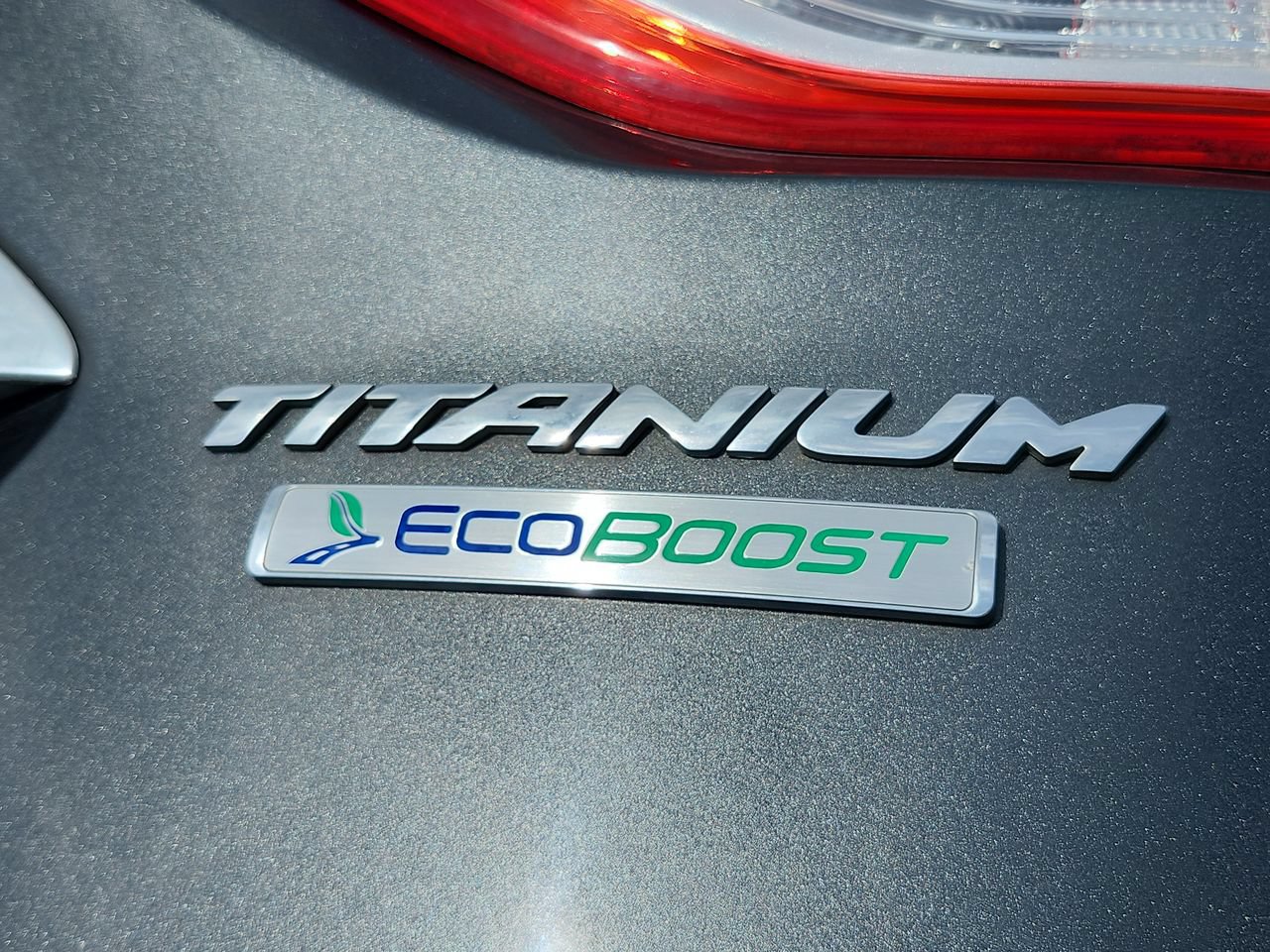 Used 2016 Ford Escape Titanium FWD image 10