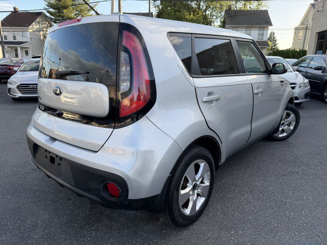 Used 2017 Kia Soul w/ Convenience Package FWD image 8