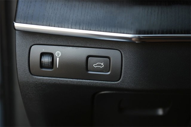 Used 2021 Volvo XC90 T6 Inscription w/ Protection Package Premier image 19