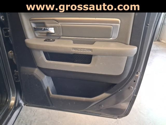 Used 2019 RAM 1500 Classic SLT image 25