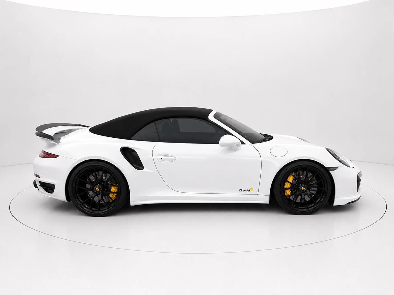 Used 2015 Porsche 911 Turbo S AWD/4WD image 7