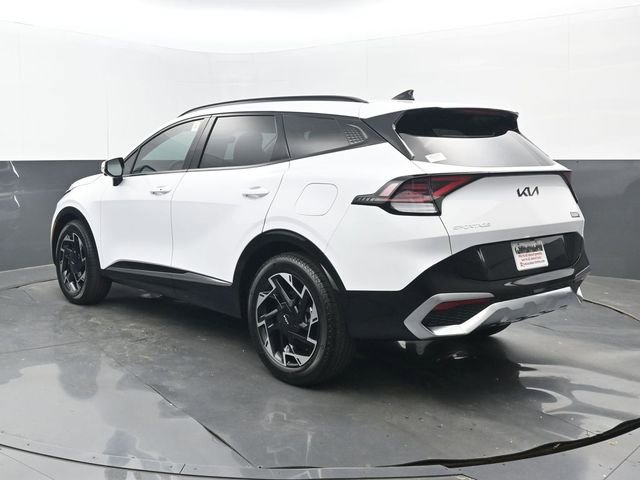 Used 2025 Kia Sportage SX image 3