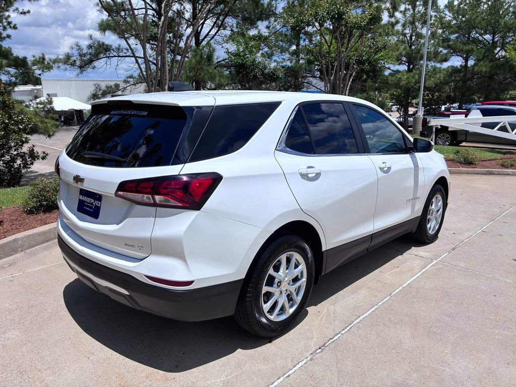 Used 2024 Chevrolet Equinox LT AWD/4WD image 4