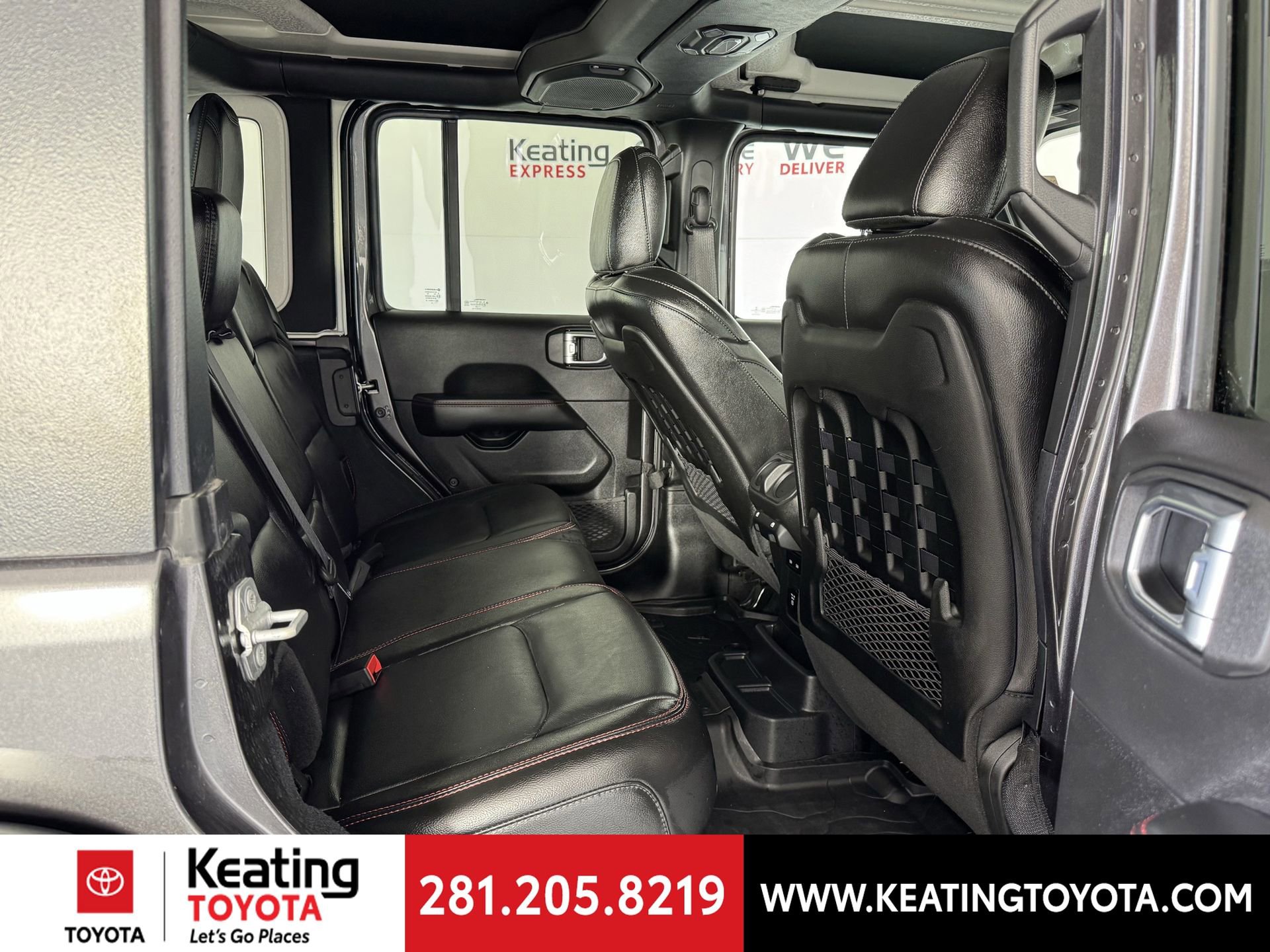 Used 2022 Jeep Wrangler Unlimited Rubicon w/ Steel Bumper Group image 18