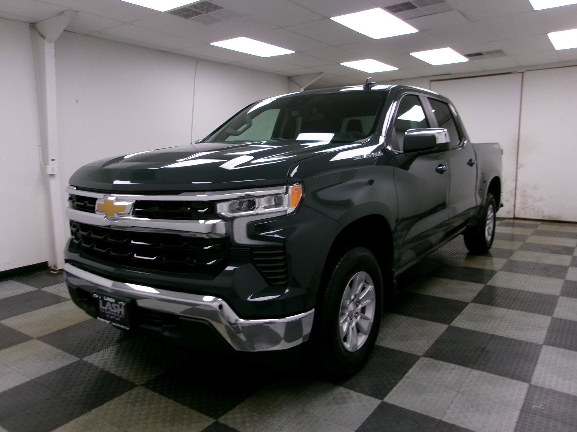 Certified 2025 Chevrolet Silverado 1500 LT image 1