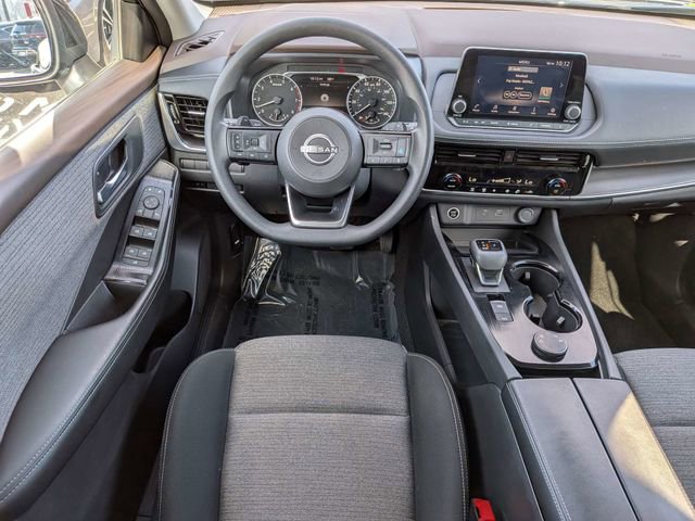 Used 2022 Nissan Rogue SV image 15