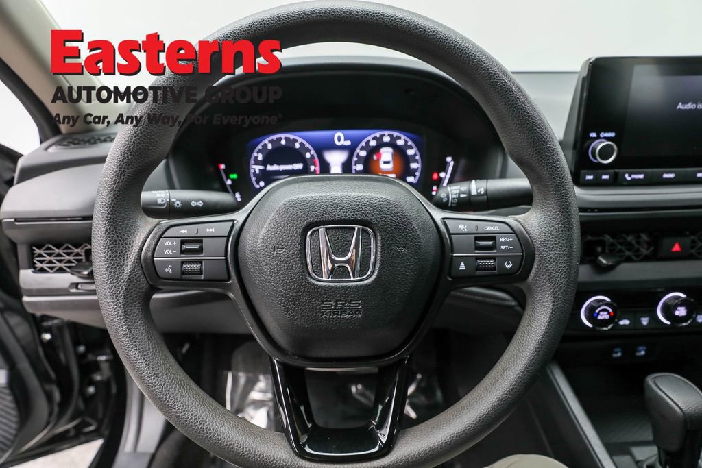 Used 2025 Honda Accord LX image 10