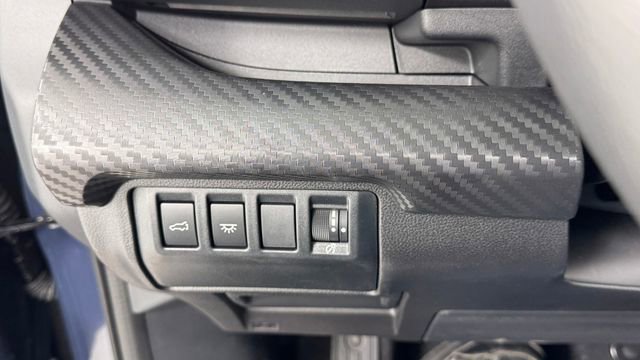 Certified 2025 Subaru Ascent Premium AWD/4WD image 38