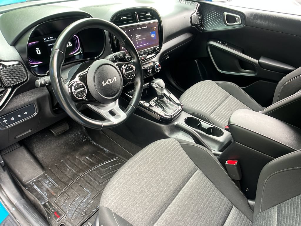 Used 2023 Kia Soul EX FWD image 10