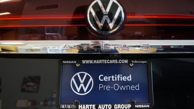 Certified 2025 Volkswagen Atlas SEL image 87