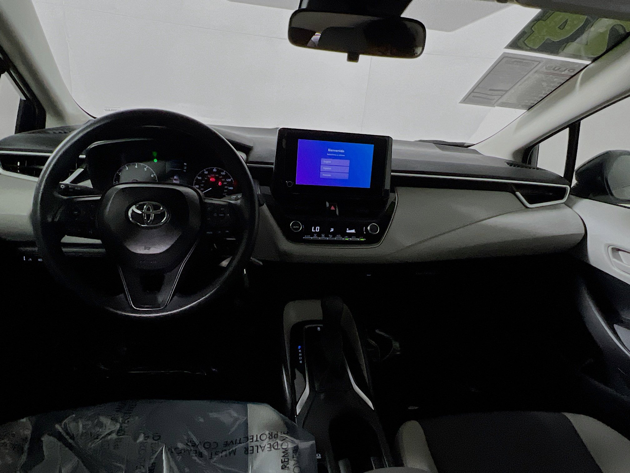 Used 2024 Toyota Corolla LE image 30