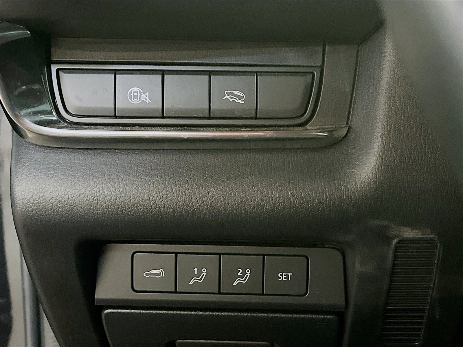 Used 2025 MAZDA CX-30 AWD 2.5 S w/ Premium Package image 10