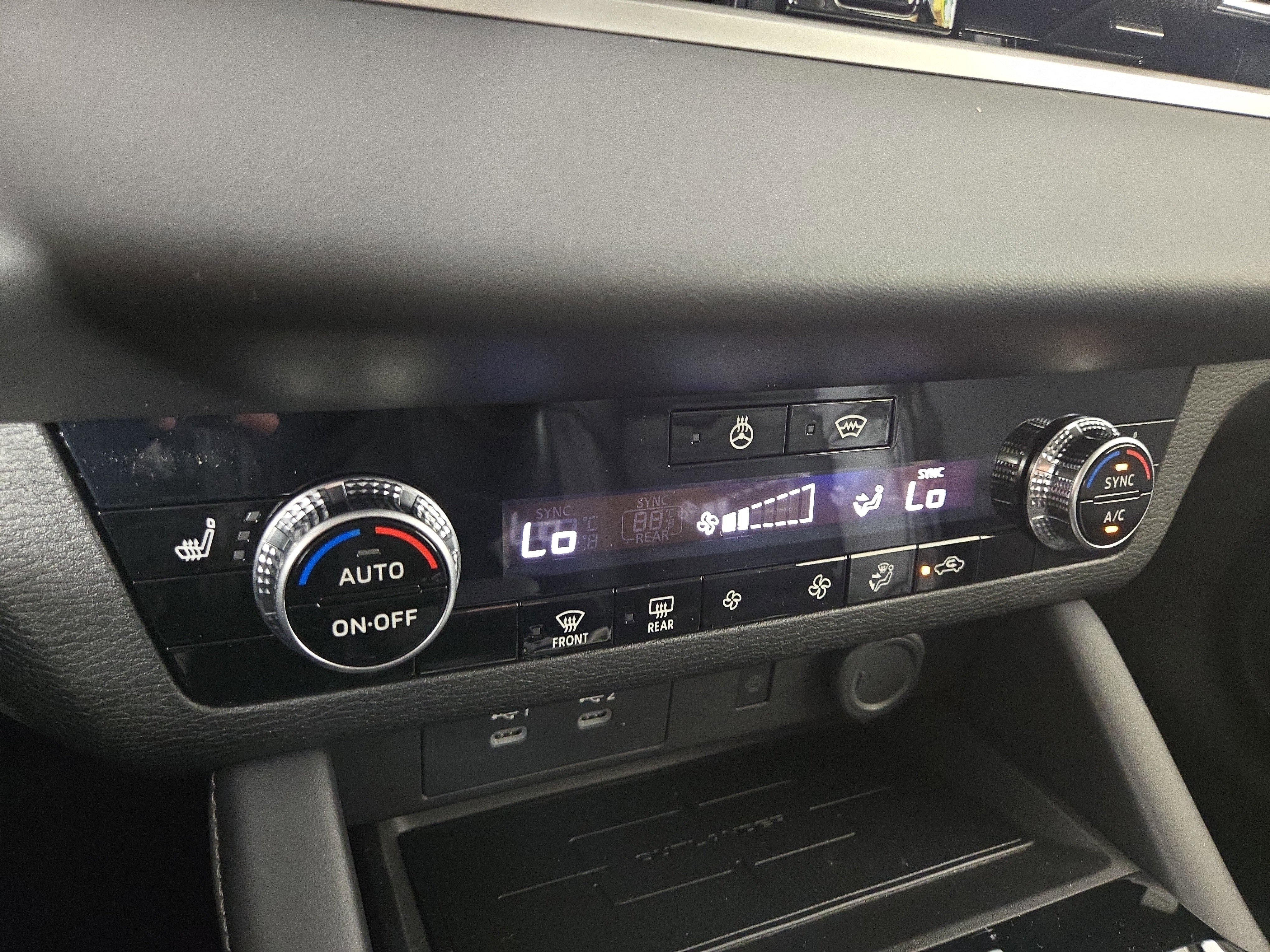 New 2026 Mitsubishi Outlander SE AWD/4WD image 26