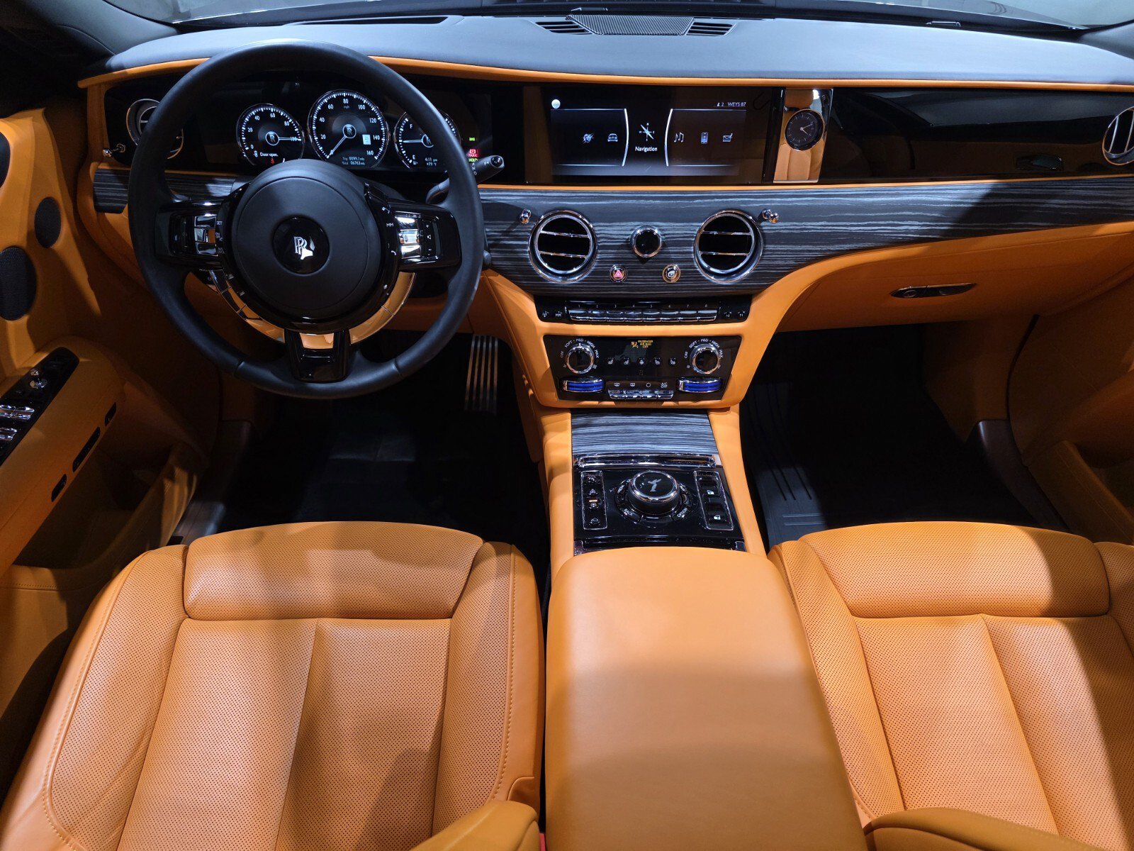 Used 2024 Rolls-Royce Ghost w/ Ghost Package AWD/4WD image 12