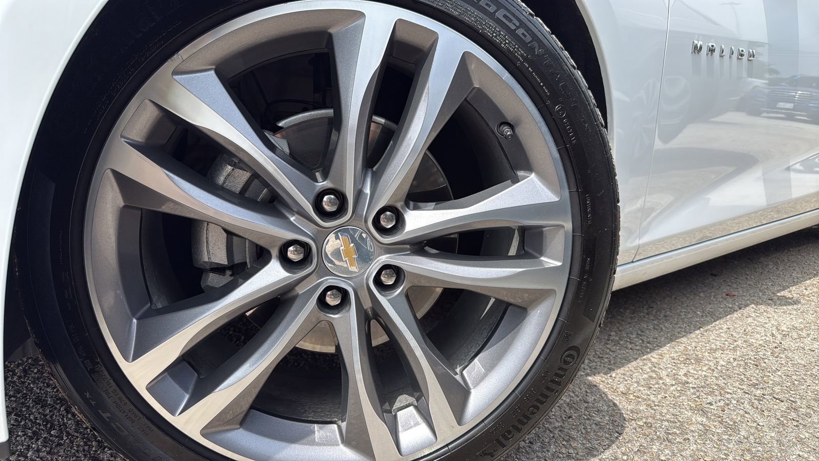 Used 2023 Chevrolet Malibu LT w/ LPO, Floor Liner Package FWD image 29