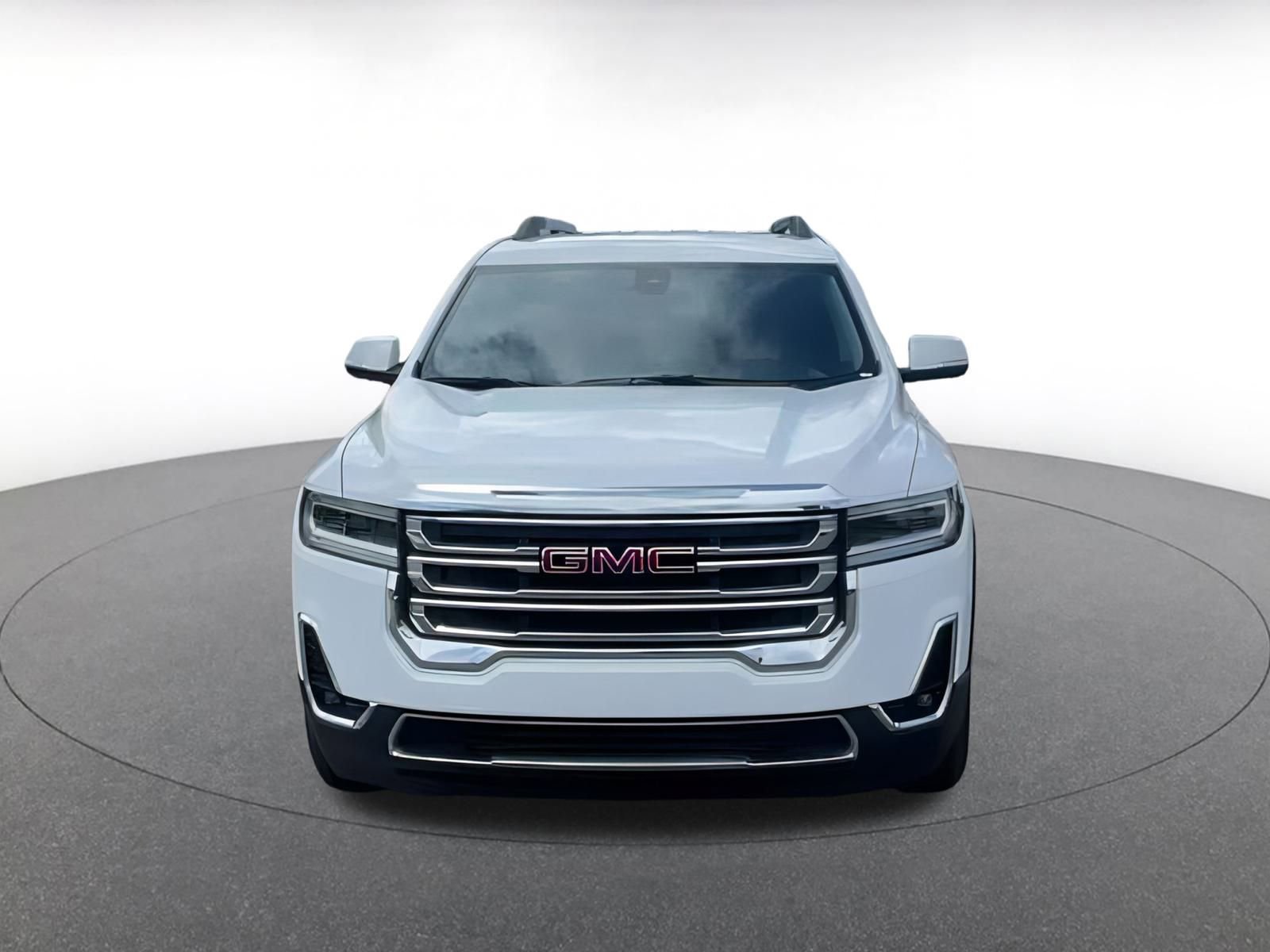 Used 2023 GMC Acadia SLT image 3