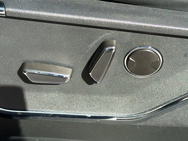 Used 2024 Ford F150 Lariat w/ Equipment Group 502A High image 24