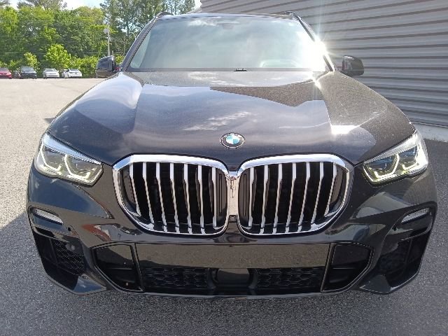 Used 2019 BMW X5 xDrive50i w/ M Sport Package AWD/4WD image 8