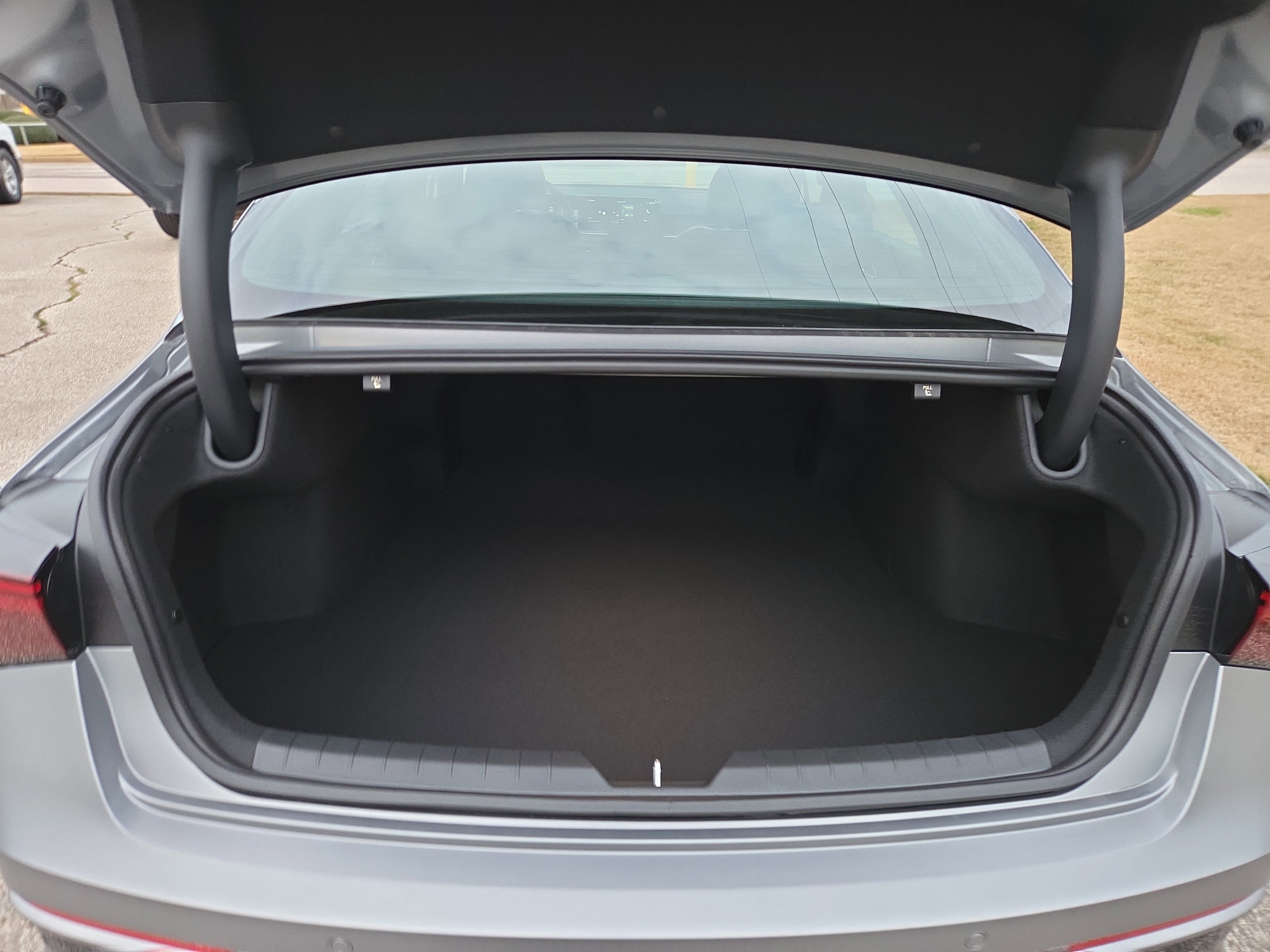 New 2026 Kia K5 GT-Line image 8