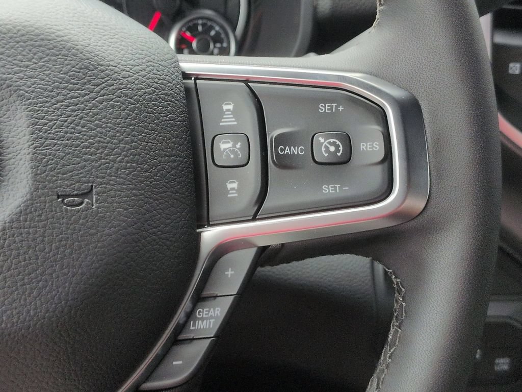 New 2026 RAM 3500 Big Horn AWD/4WD image 17