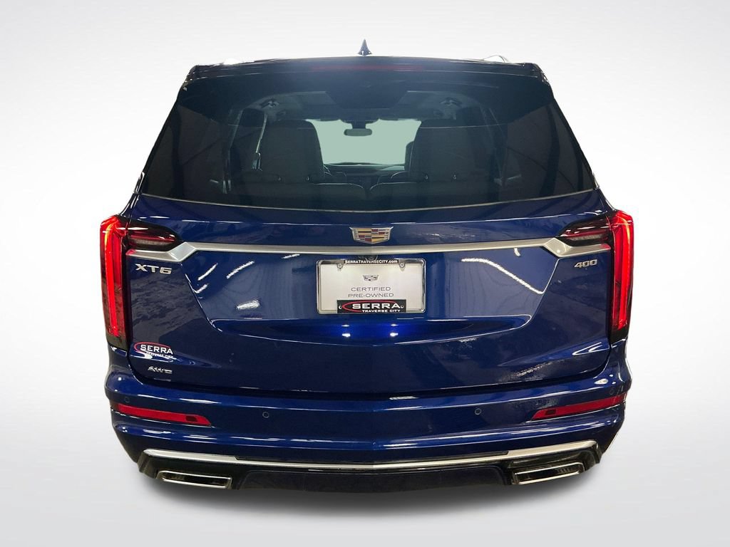 Certified 2025 Cadillac XT6 Premium Luxury w/ LPO, Floor Liner Package AWD/4WD image 4