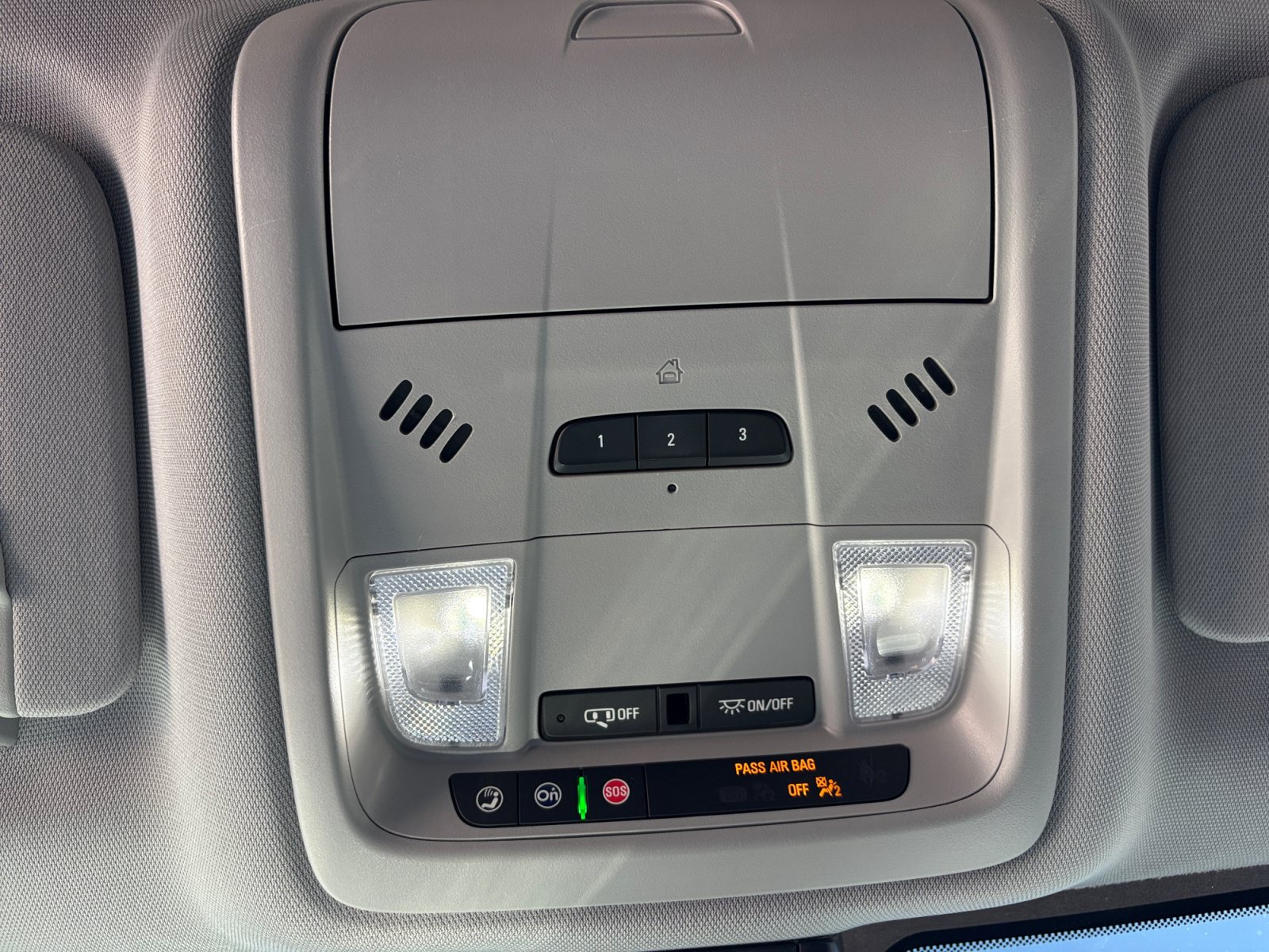 Used 2023 Chevrolet Blazer LT FWD image 22