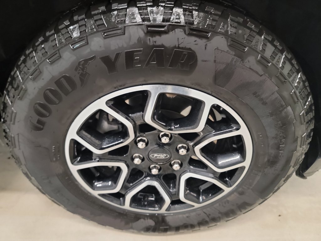 Used 2023 Ford F150 XLT w/ Equipment Group 302A High image 5