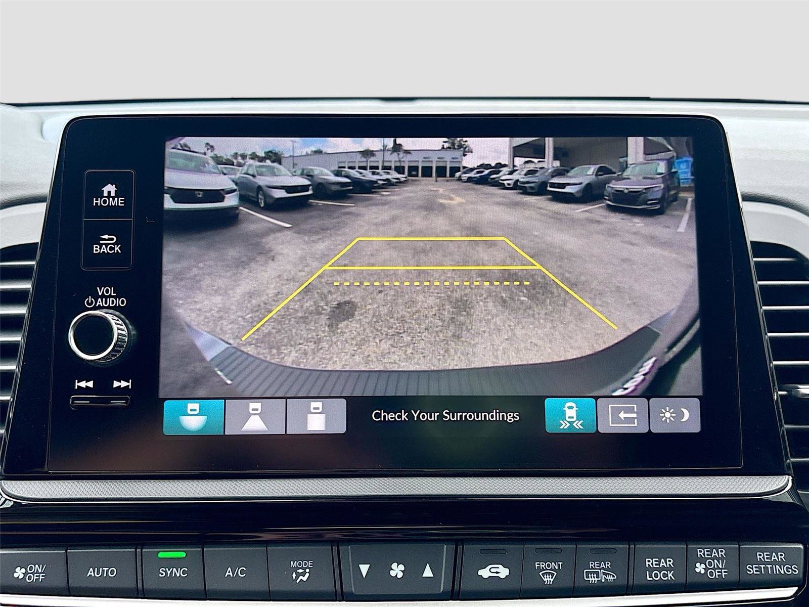 New 2026 Honda Odyssey Touring image 16