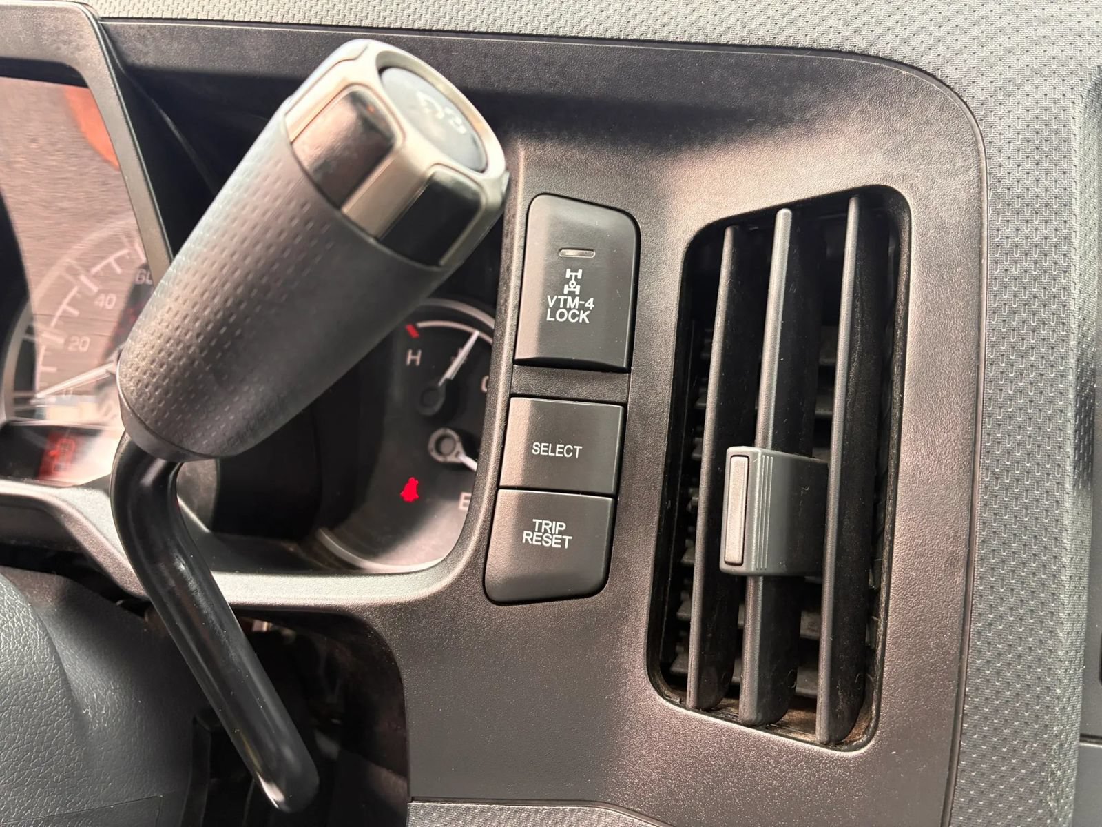 Used 2014 Honda Ridgeline RTL image 22