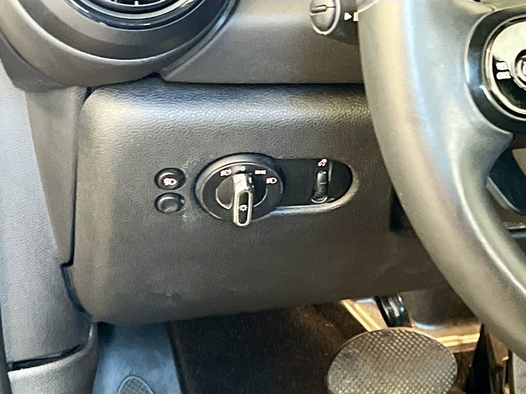 Used 2024 MINI Cooper S image 10