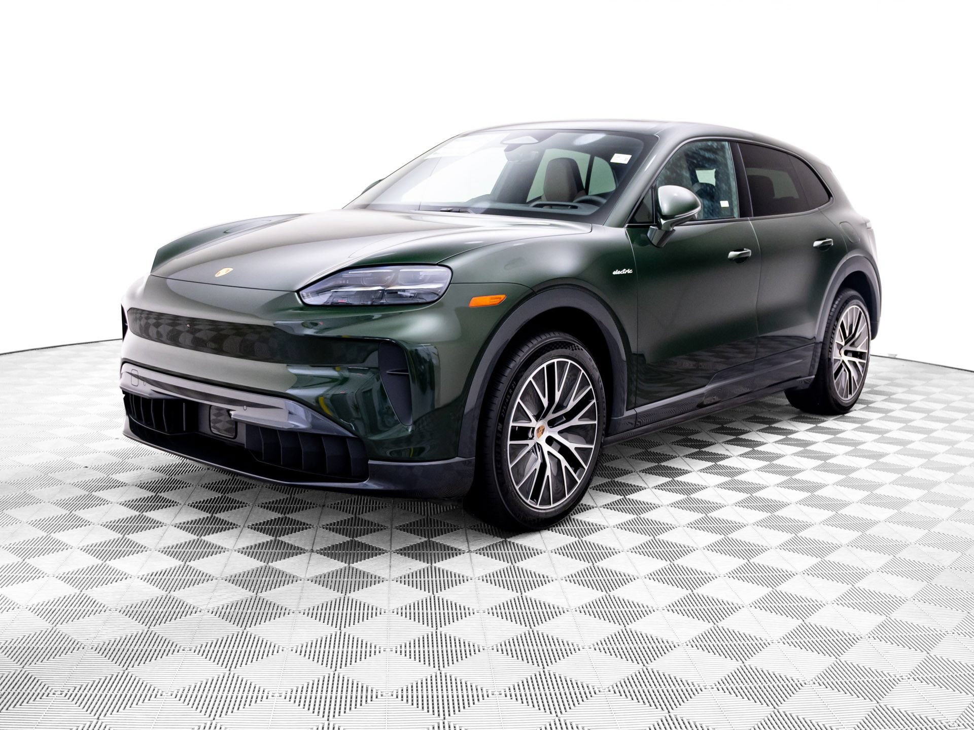 New 2026 Porsche Cayenne Electric AWD/4WD 360° Tour