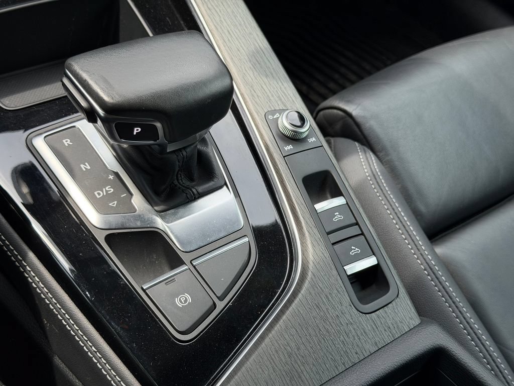 Used 2024 Audi A5 2.0T Premium Plus w/ Premium Plus AWD/4WD image 23