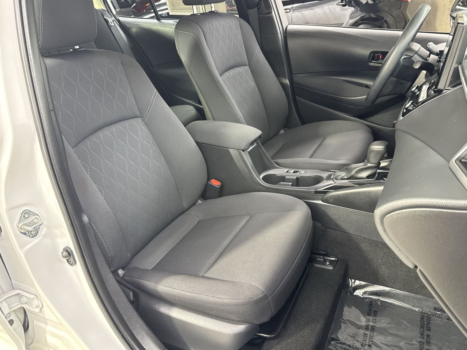 Used 2023 Toyota Corolla LE FWD image 40