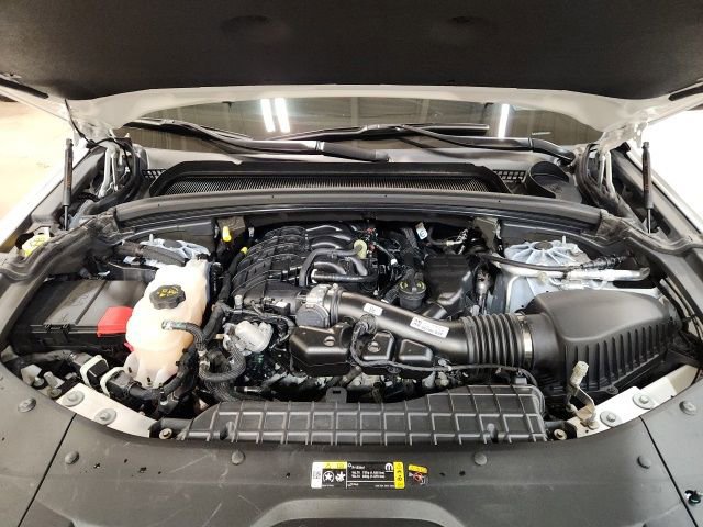 Used 2024 Jeep Grand Cherokee Limited w/ Black Appearance Package image 11