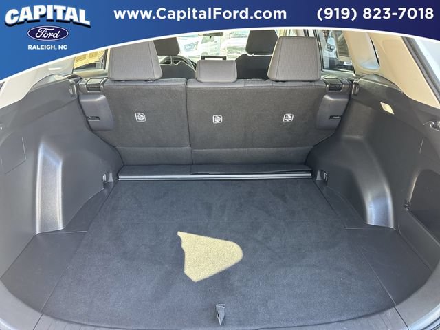 Used 2025 Toyota RAV4 LE AWD/4WD image 16