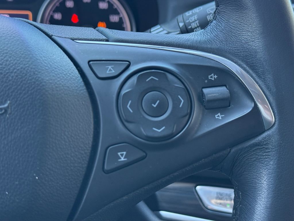 Used 2021 Buick Enclave Essence w/ Sound and Sites Package image 26