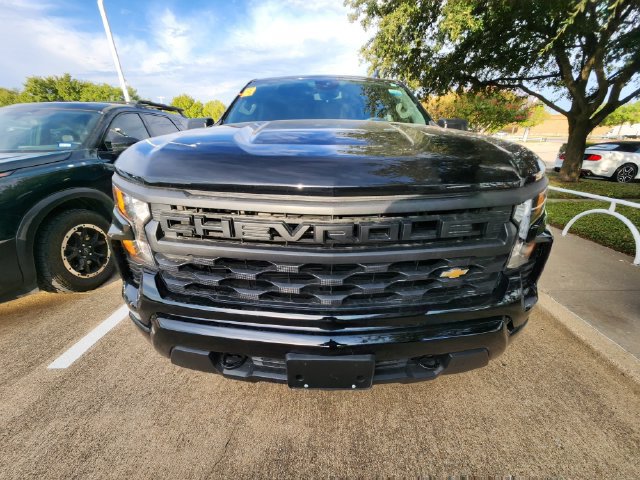 Used 2026 Chevrolet Silverado 1500 Custom RWD image 2