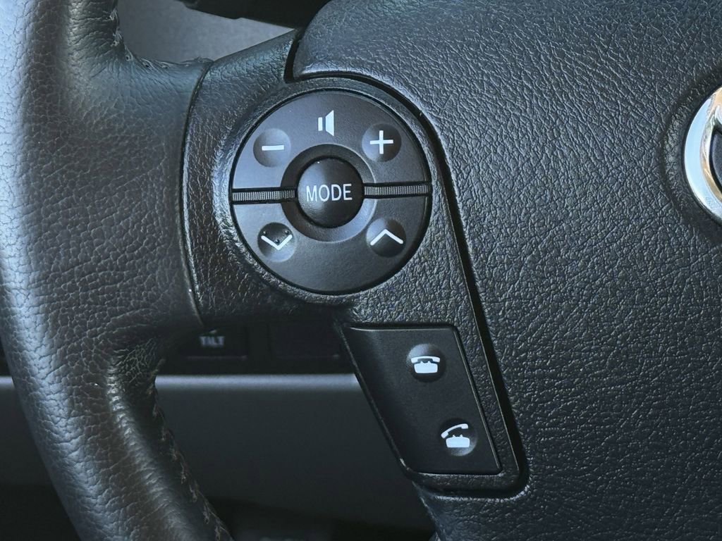 Used 2013 Toyota Sequoia Platinum image 15