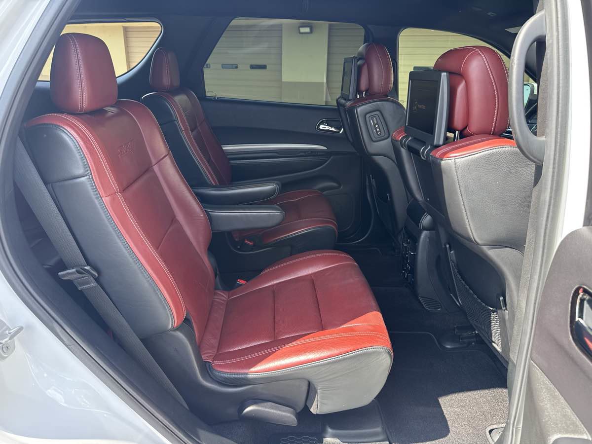 Used 2018 Dodge Durango SRT w/ Technology Group AWD/4WD image 22