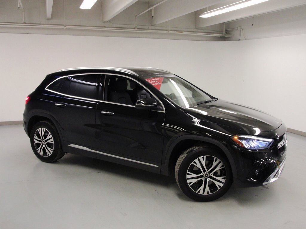 Certified 2025 Mercedes-Benz GLA 250 4MATIC image 4