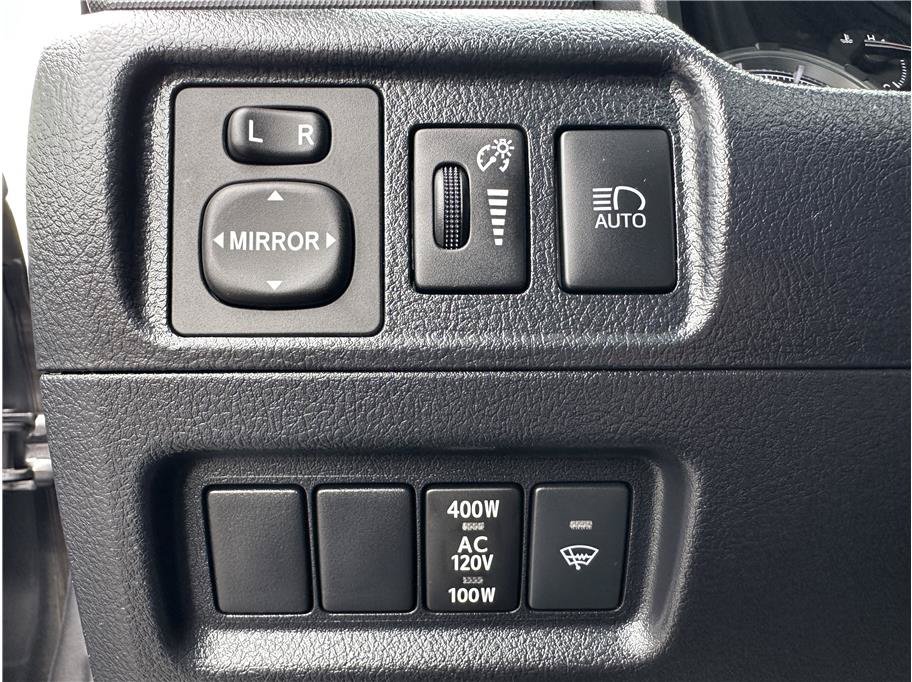 Used 2023 Toyota 4Runner TRD Off-Road Premium w/ Moonroof Package AWD/4WD image 24
