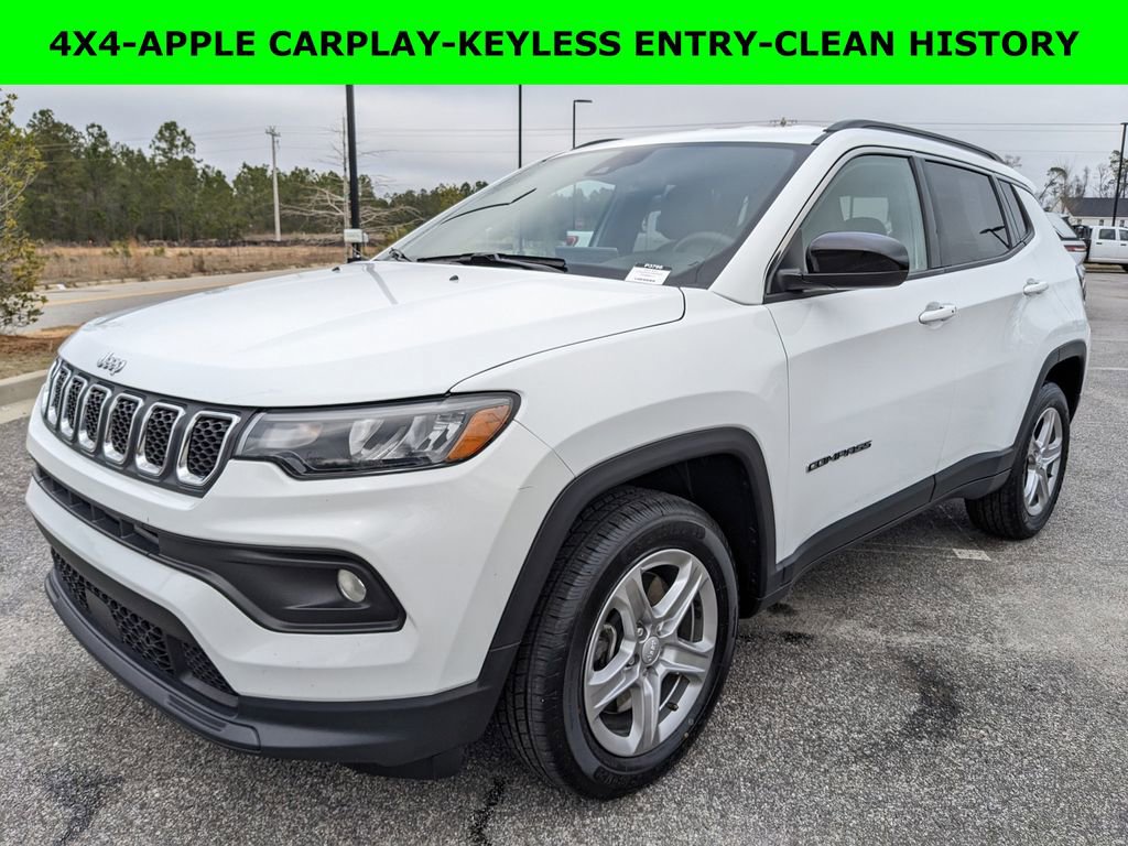 Used 2024 Jeep Compass Latitude image 1