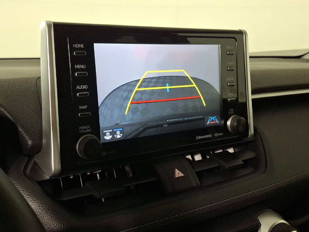 Used 2021 Toyota RAV4 XLE w/ Convenience Package AWD/4WD image 4