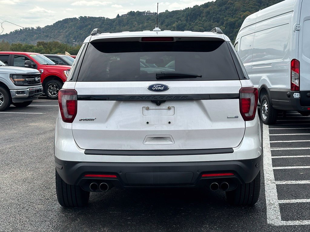 Used 2019 Ford Explorer Sport w/ Equipment Group 401A AWD/4WD image 5