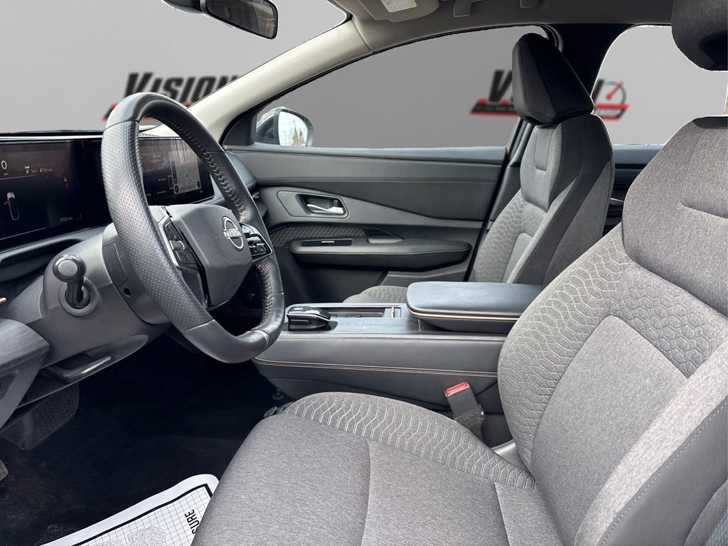 Used 2023 Nissan Ariya FWD image 9